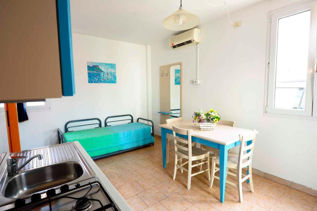 Camping Bella Italia In Peschiera Del Garda - Gardasee公寓 外观 照片