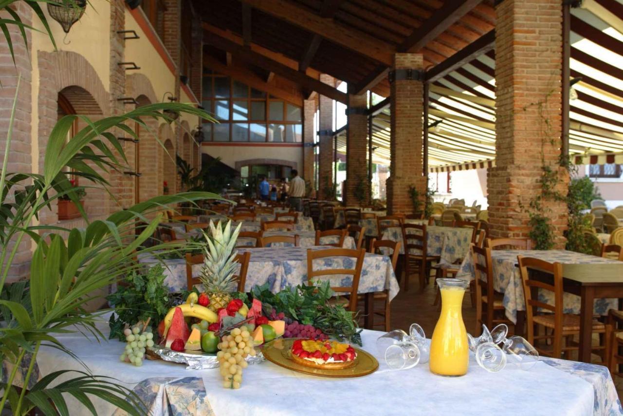 Camping Bella Italia In Peschiera Del Garda - Gardasee公寓 外观 照片